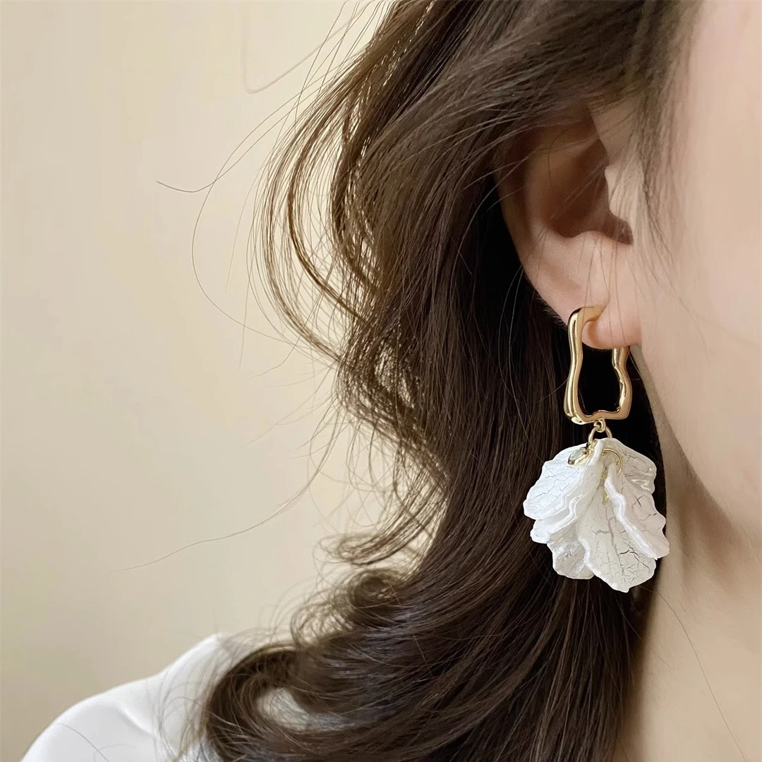 流苏长款独特小众高级感花朵耳环女夏耳饰2025新款爆款海边度假风