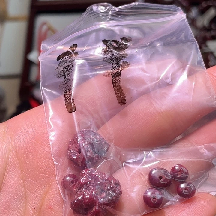 羊***羊天然辰砂朱砂无根砂