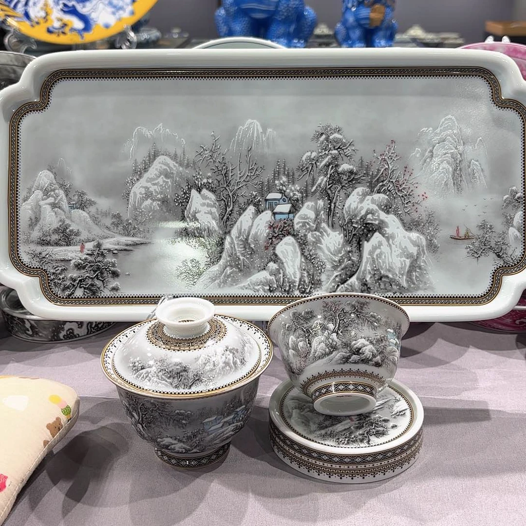 瓷片景德镇瓷器精品陈列