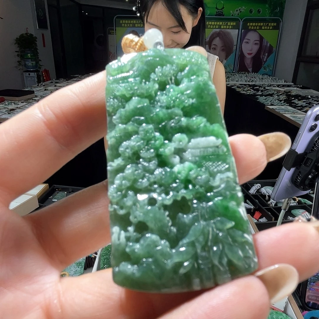 颈饰未镶嵌翡翠一