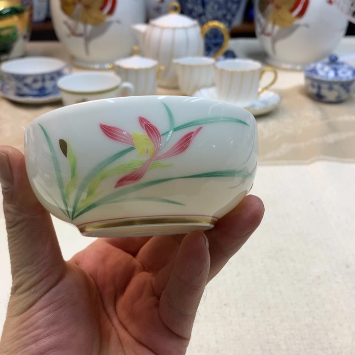 紫砂金瓷阁精品瓷器店