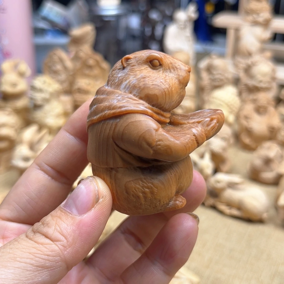 黄杨木太行崖柏豚鼠