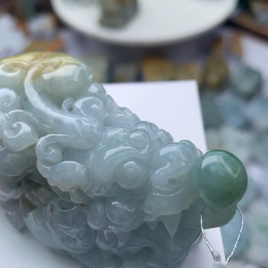 翡翠颈饰未镶嵌貔貅