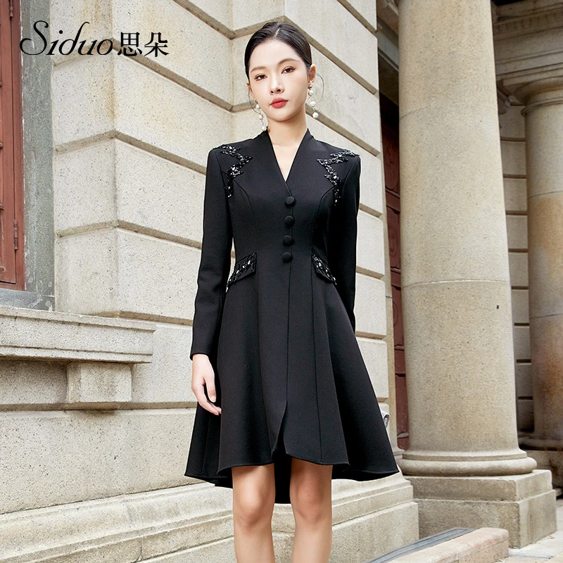 【思朵】S23388气质轻奢时尚黑色收腰修身设计师显瘦长袖优雅礼服