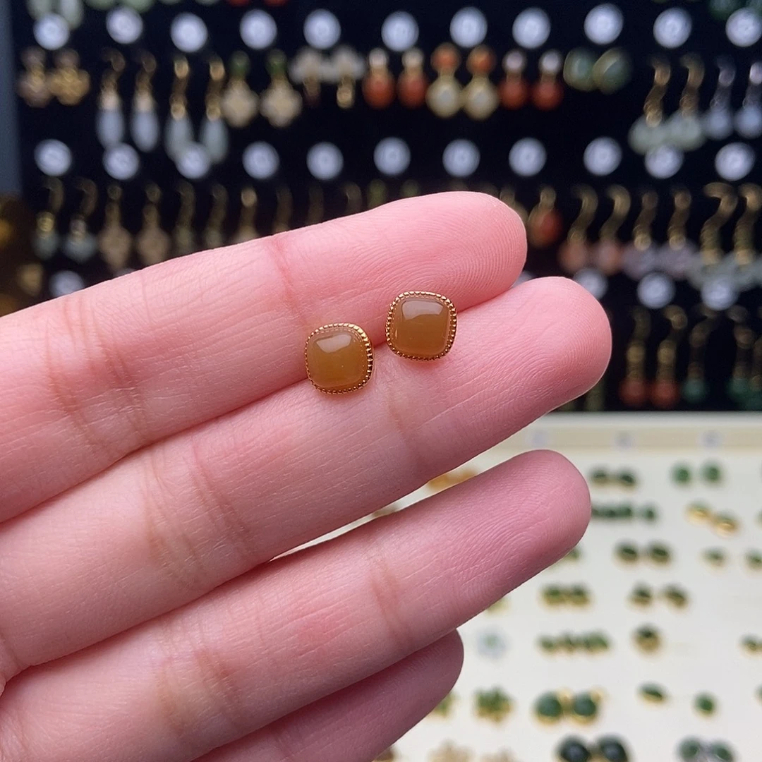 正***正和田玉（碧玉）银S925镀金镶嵌颈饰