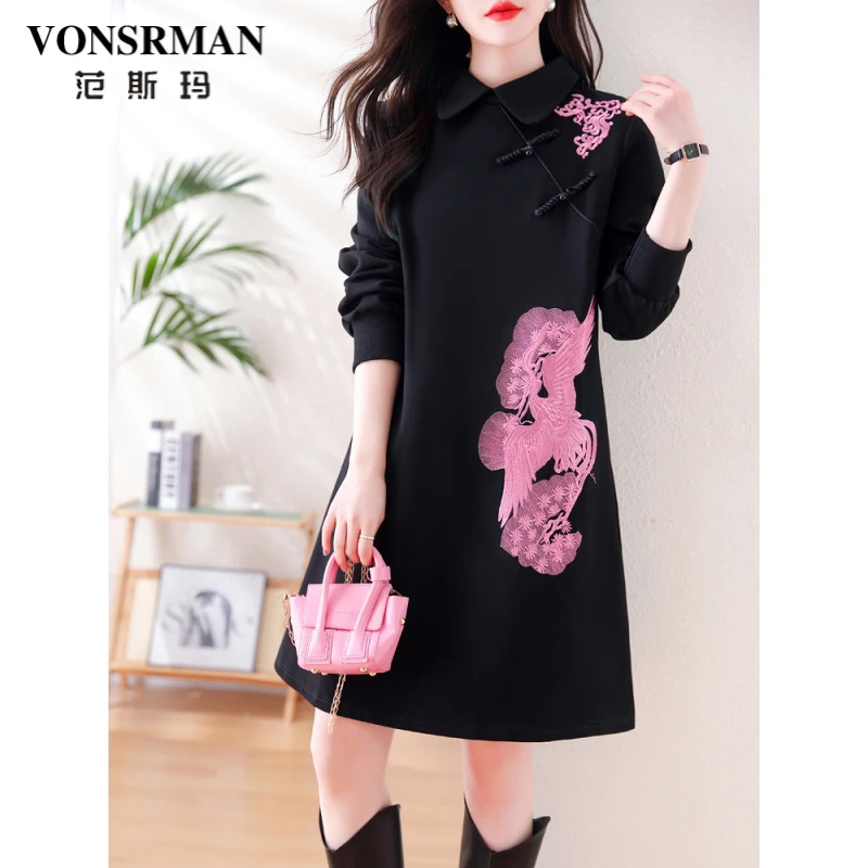 盘扣新中式连衣裙女装2025春秋装新款时尚气质重工刺绣显瘦A字裙