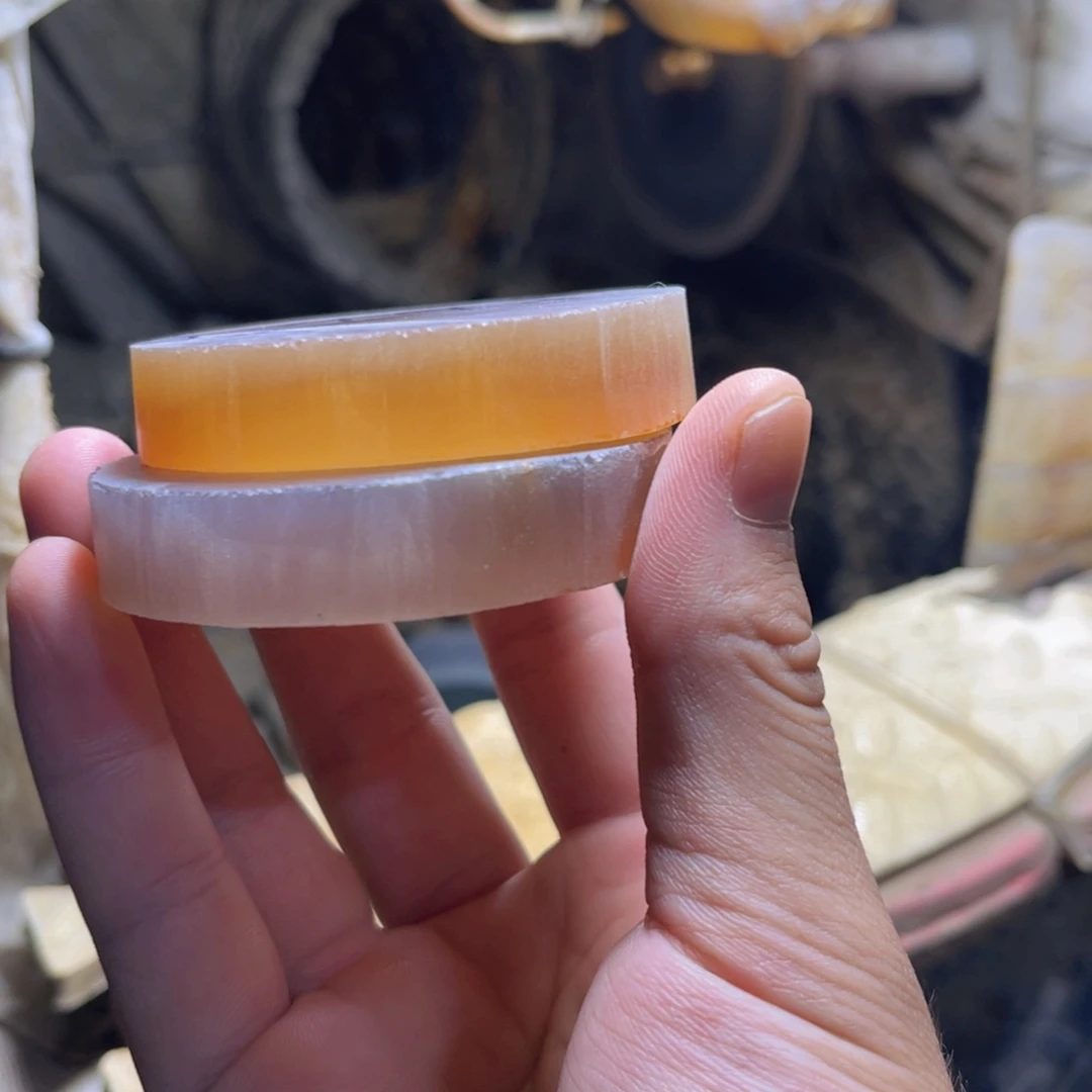 秋***吖定制玛瑙手镯工费