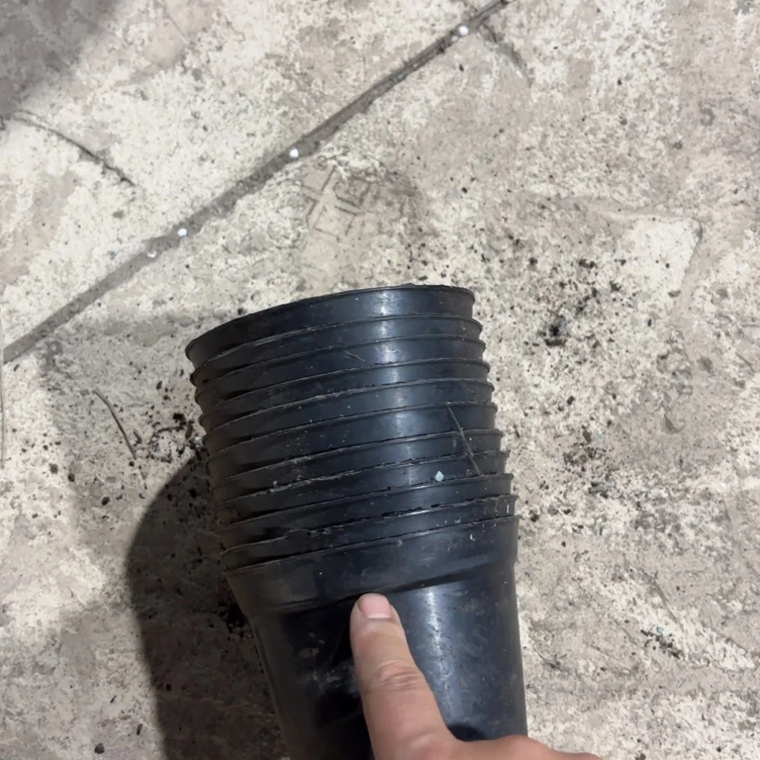 黑色养殖加厚喇叭盆120口径发60个