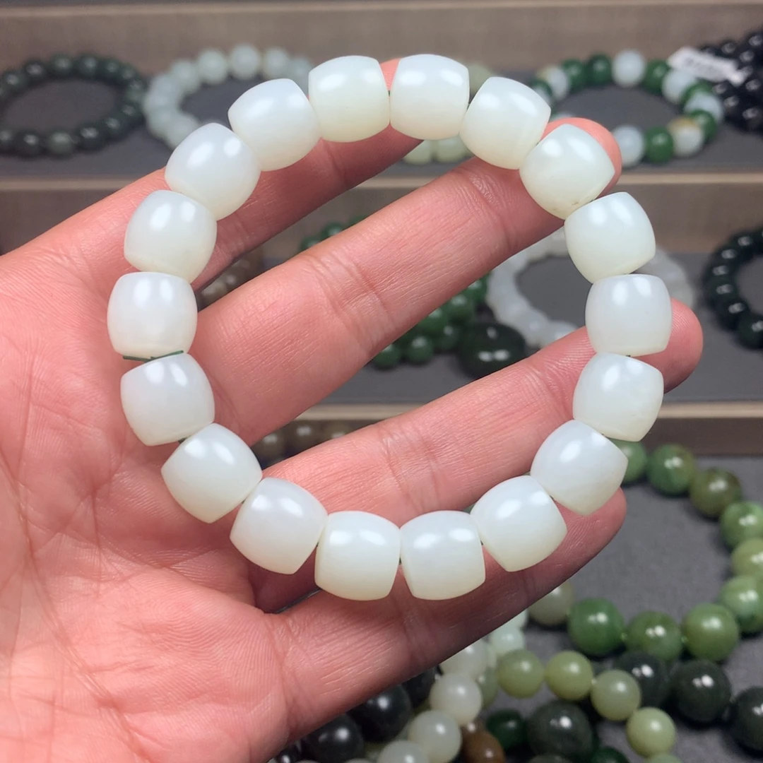 和田玉未镶嵌手链