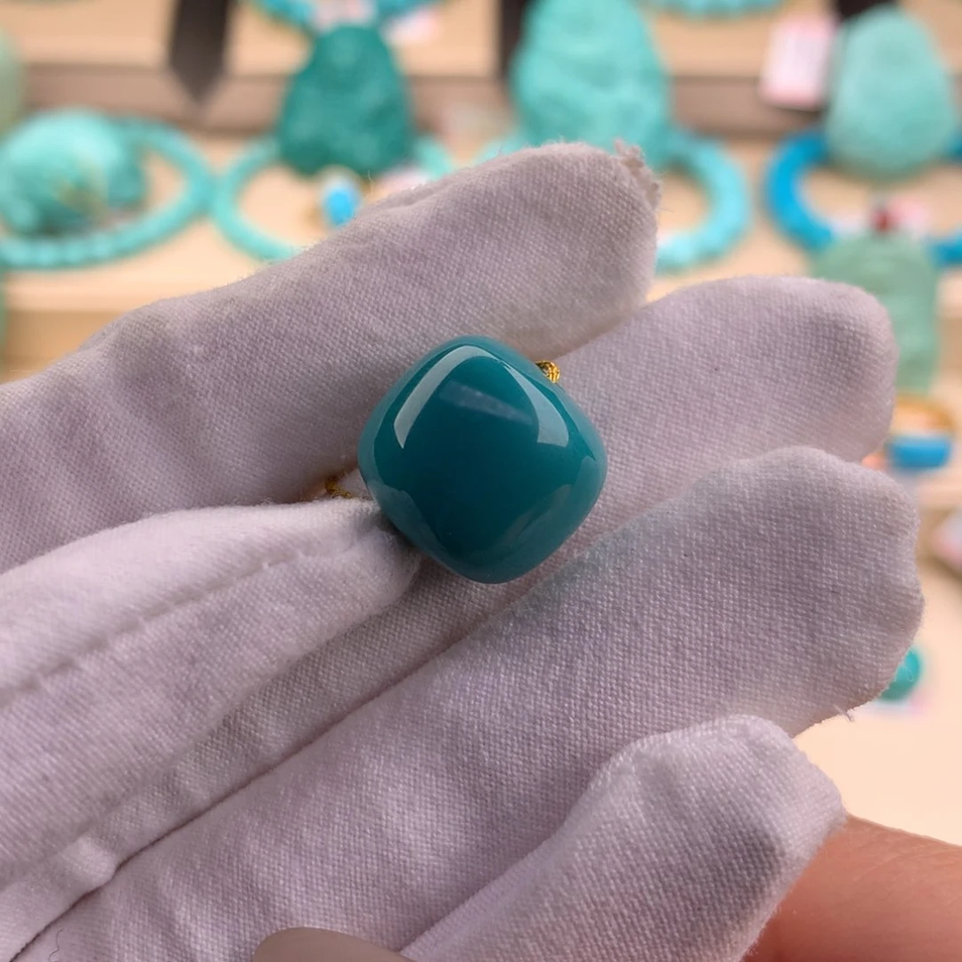 绿松石珠宝奇石未镶嵌15.3*13.7mm