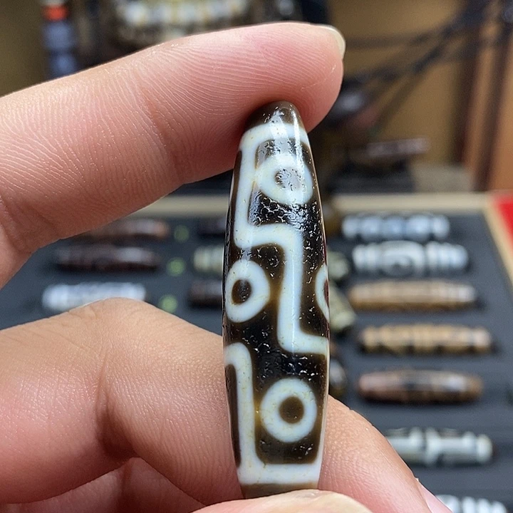 玛瑙/玉髓散珠云*