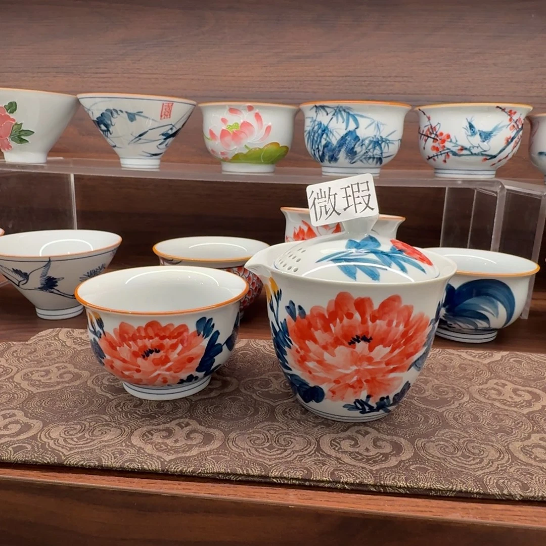 釉下手绘茶具微瑕