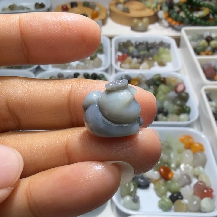 书***师和田玉未镶嵌珠宝奇石