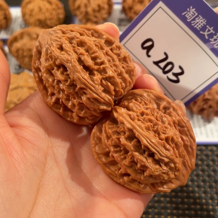 文玩核桃把件203号4:3虎头