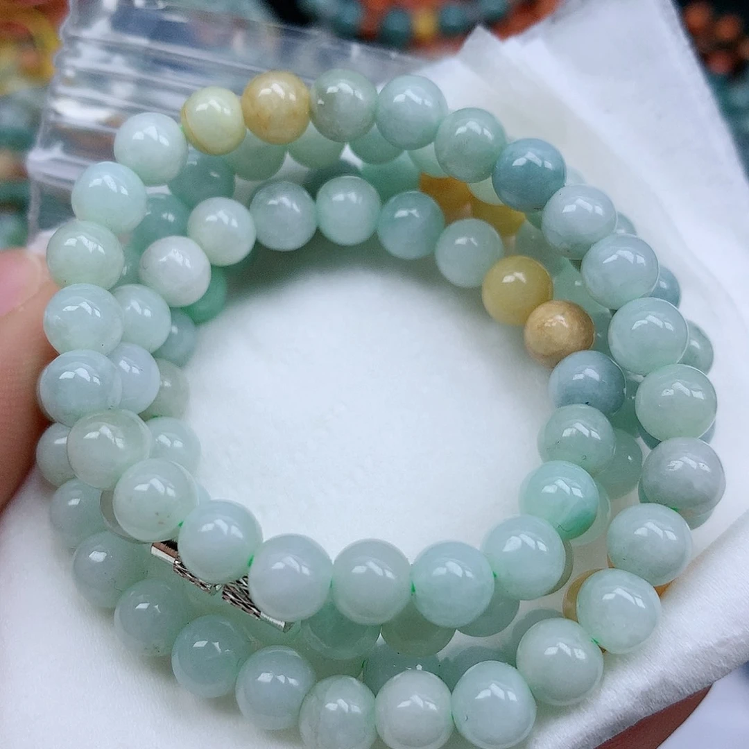 翡翠颈饰未镶嵌手串