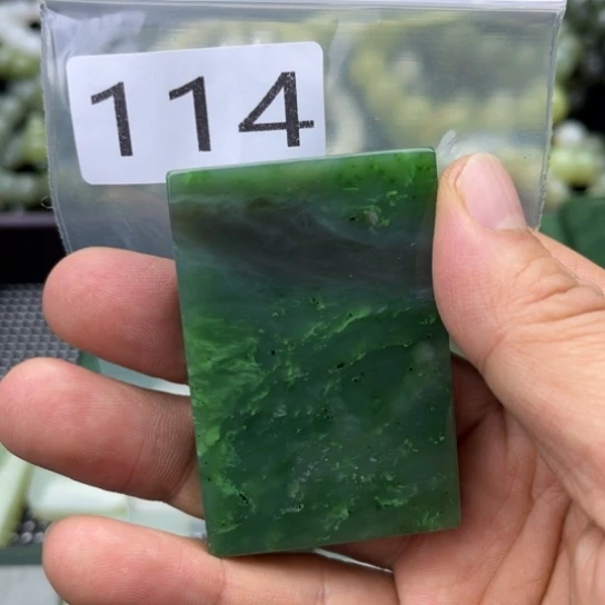 和田玉未镶嵌珠宝半成品