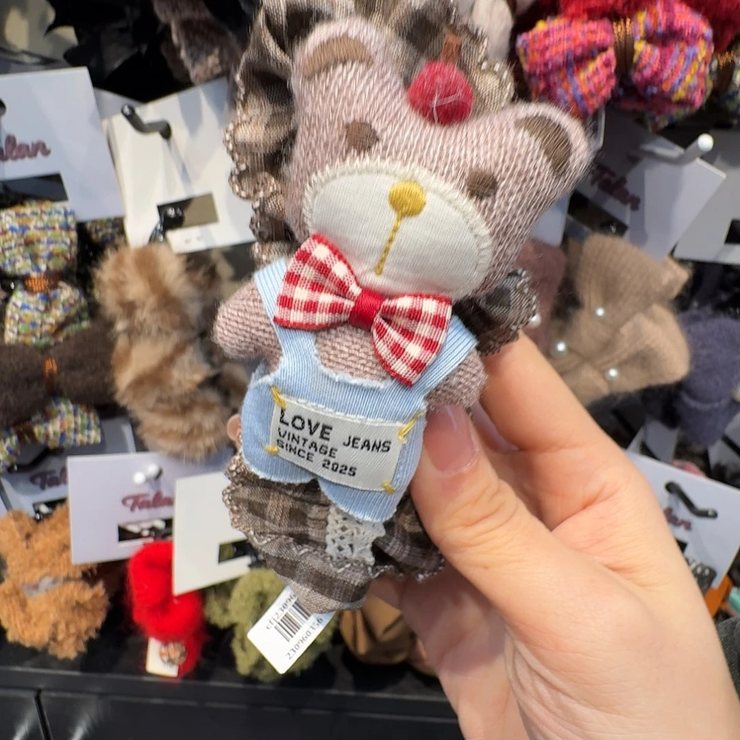 布艺非金属小熊香蕉夹