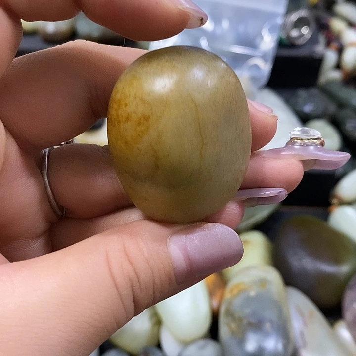和田玉（糖玉）未镶嵌挂件