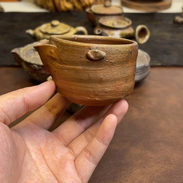 备前烧作品山本陶秀，嘴巴小磕