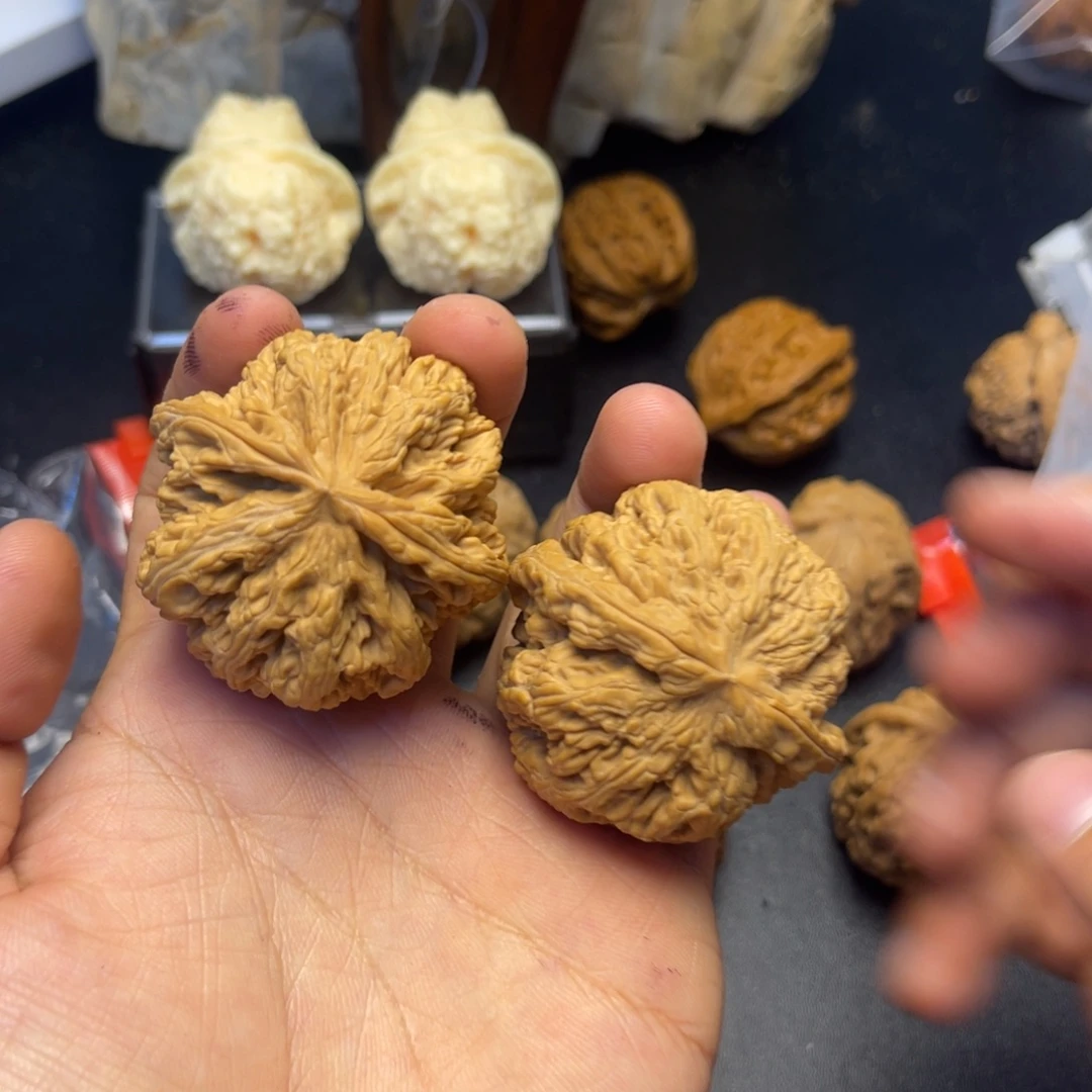 吊坠文玩核桃46全品大粗筋