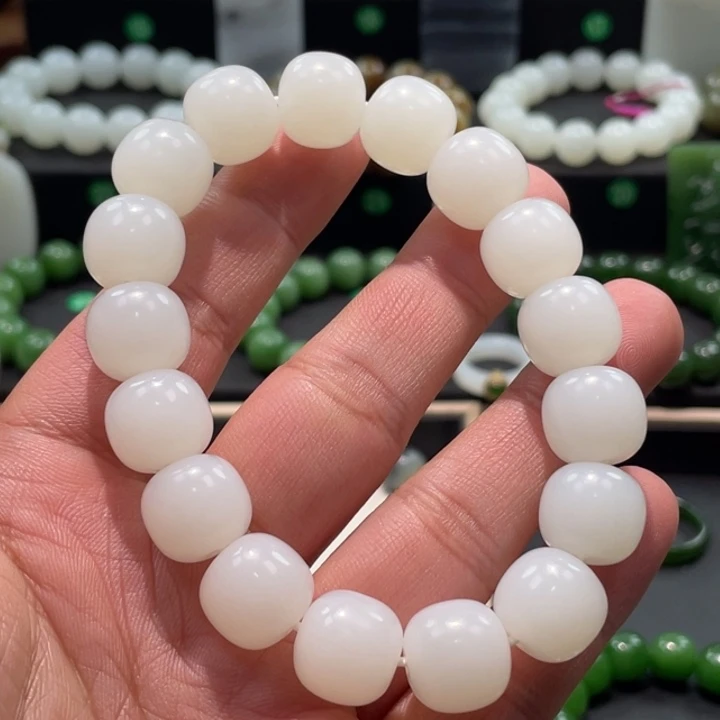 小***&和田玉未镶嵌手串