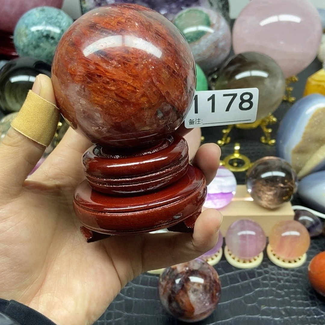 水晶摆件未镶嵌钱*岁摆件