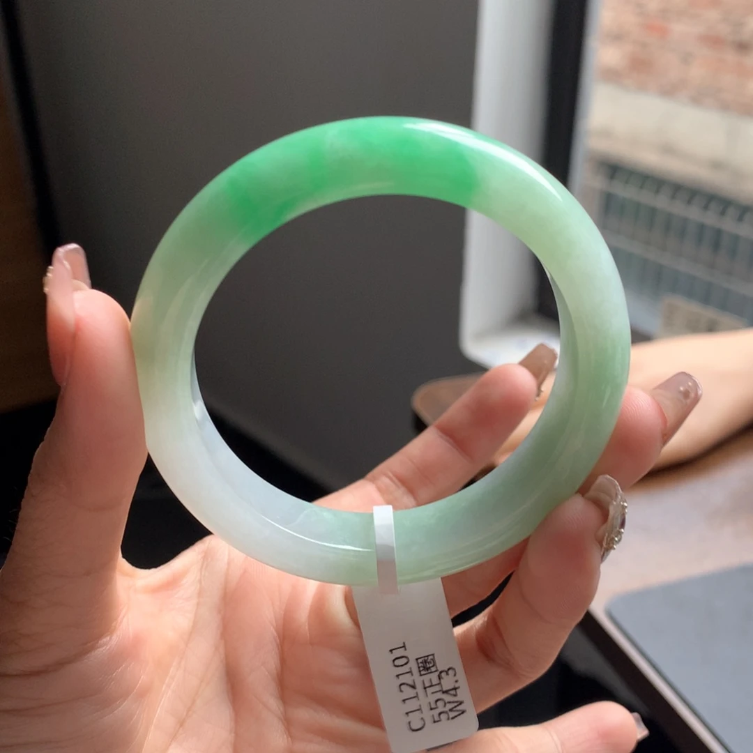 翡翠手镯未镶嵌黄阳绿23号