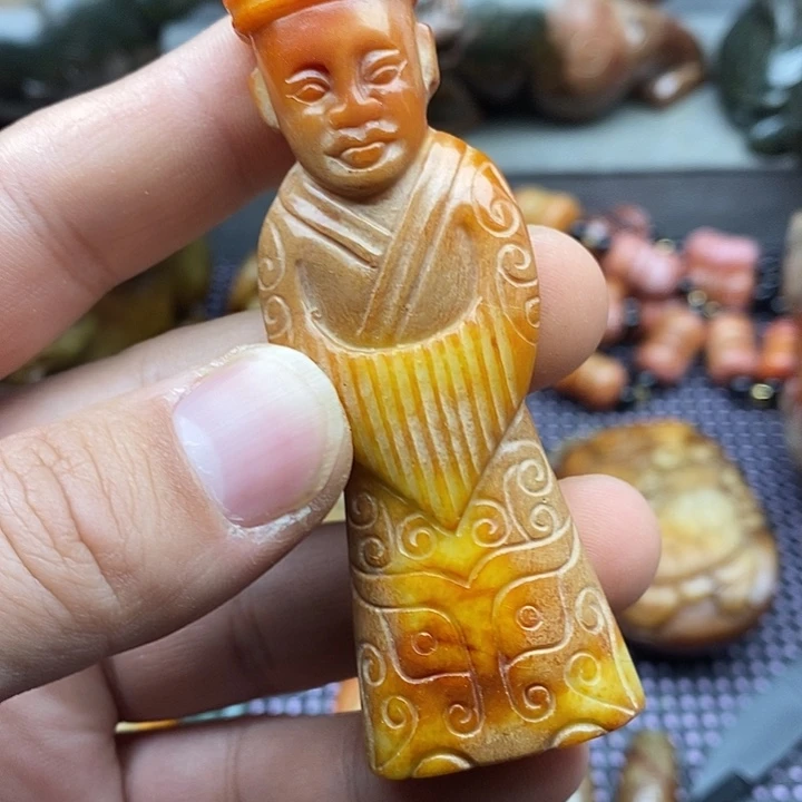 未镶嵌蛇纹石玉颈饰