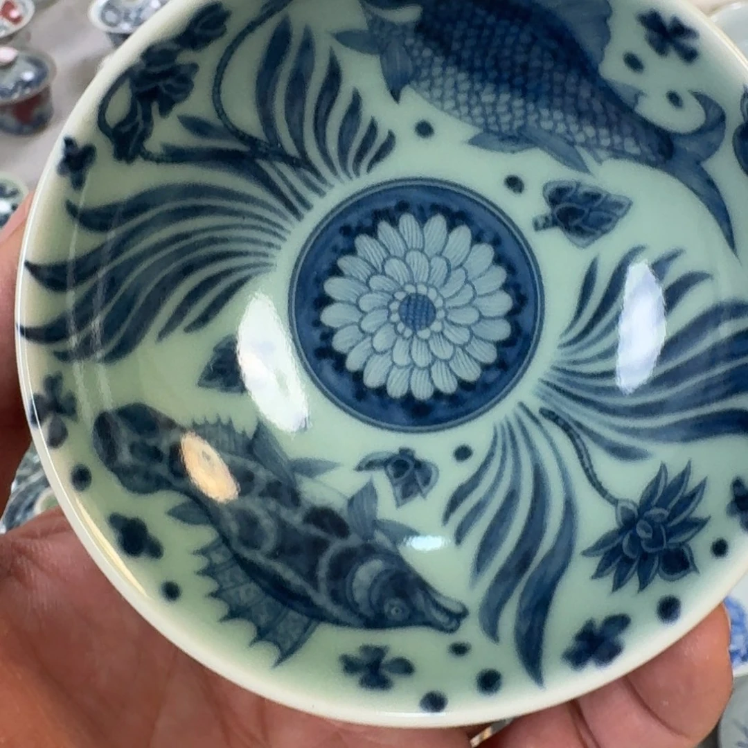 摆件清釉青花鱼藻纹普洱杯