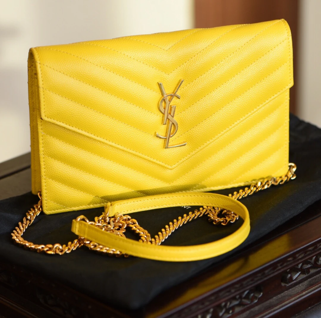95新 YSL/圣罗兰 圣罗兰 小鸡黄信封包19   11511075