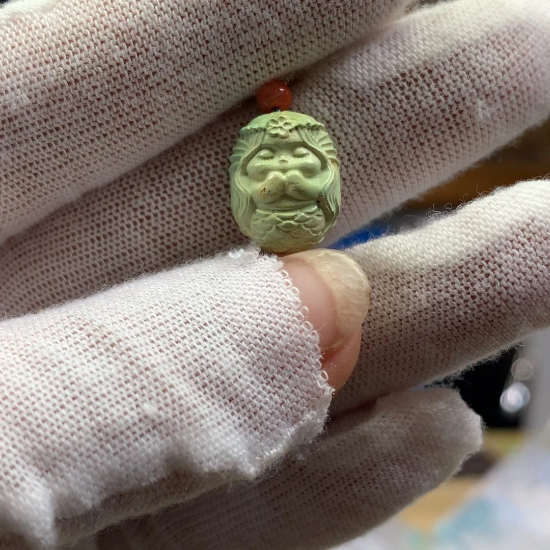 绿松石未镶嵌挂件