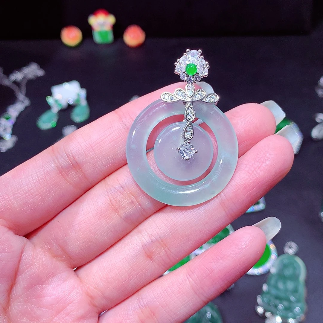 【闪购商品】翡翠吊坠(不含链)未镶嵌