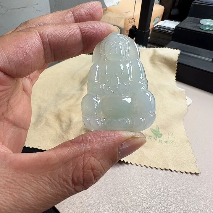 晨***粥翡翠未镶嵌颈饰观音