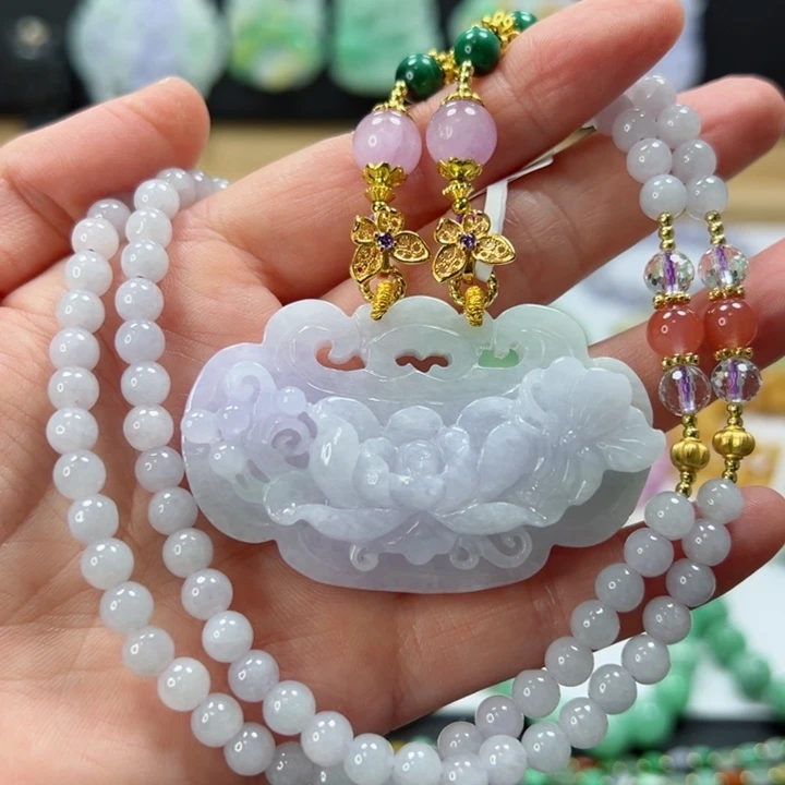 颈饰未镶嵌翡翠吊坠