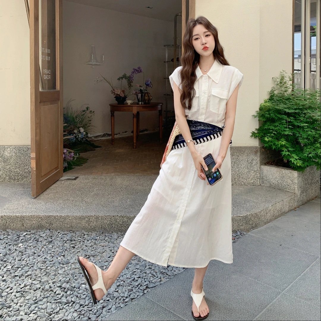 韩系气质翻领搭丝巾无袖衬衫连衣裙女夏季时尚减龄显瘦米白色裙子