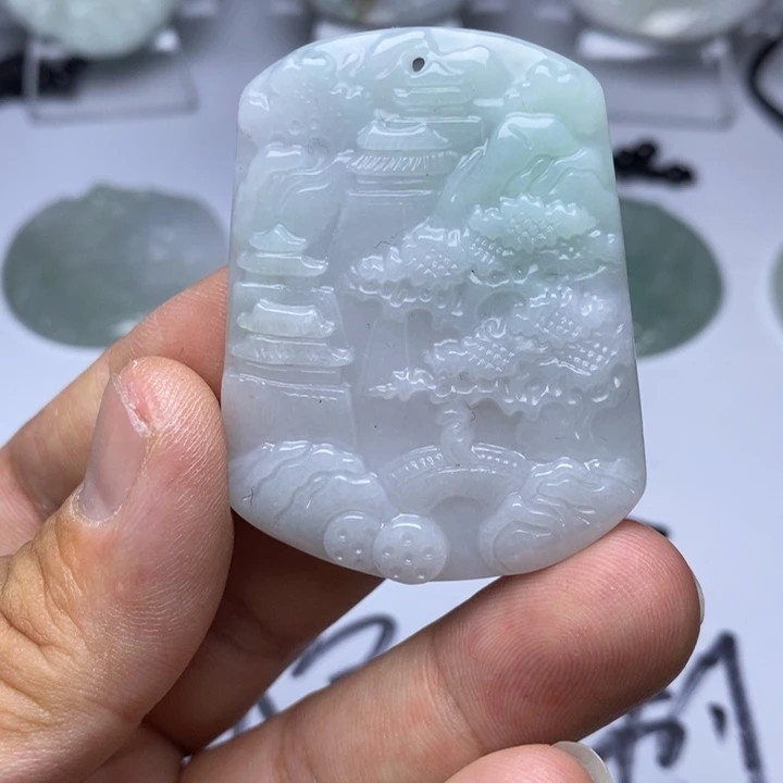 翡翠未镶嵌颈饰翡翠