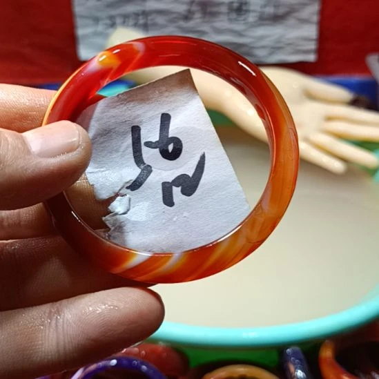 玛瑙/玉髓手镯未镶嵌