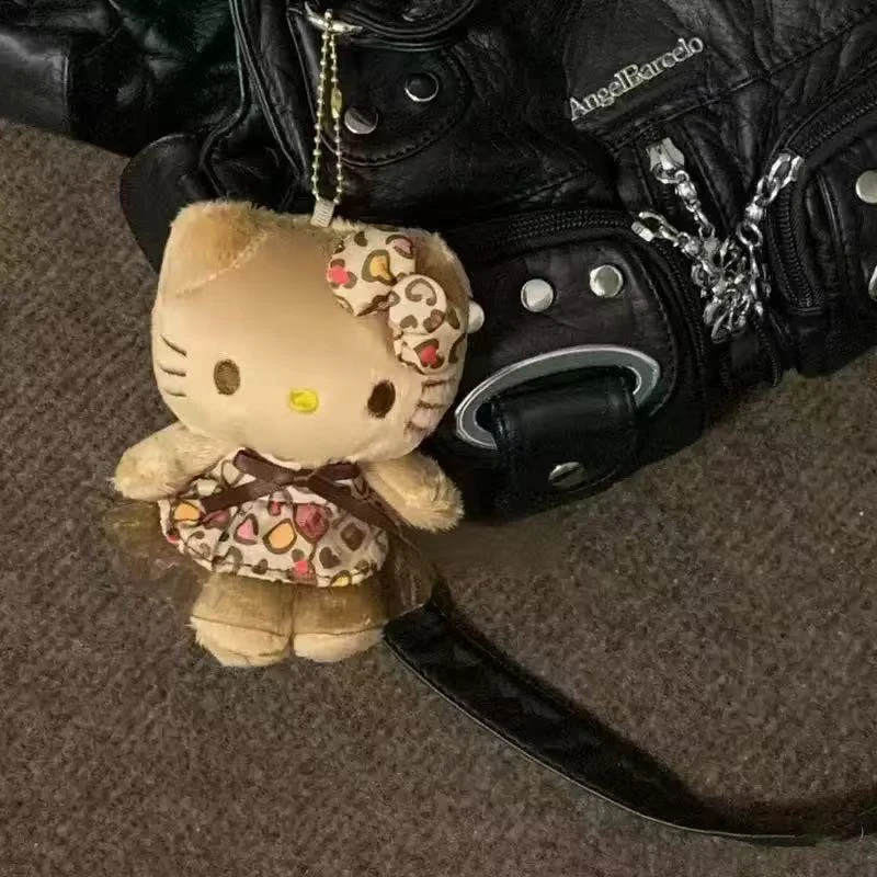 美拉德豹纹裙子kitty毛绒挂件新款热卖