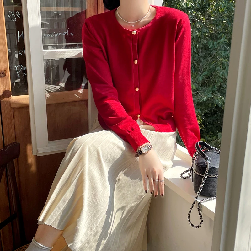 红色针织开衫女新年订婚秋季新款显瘦气质上衣复古高级感短款外套