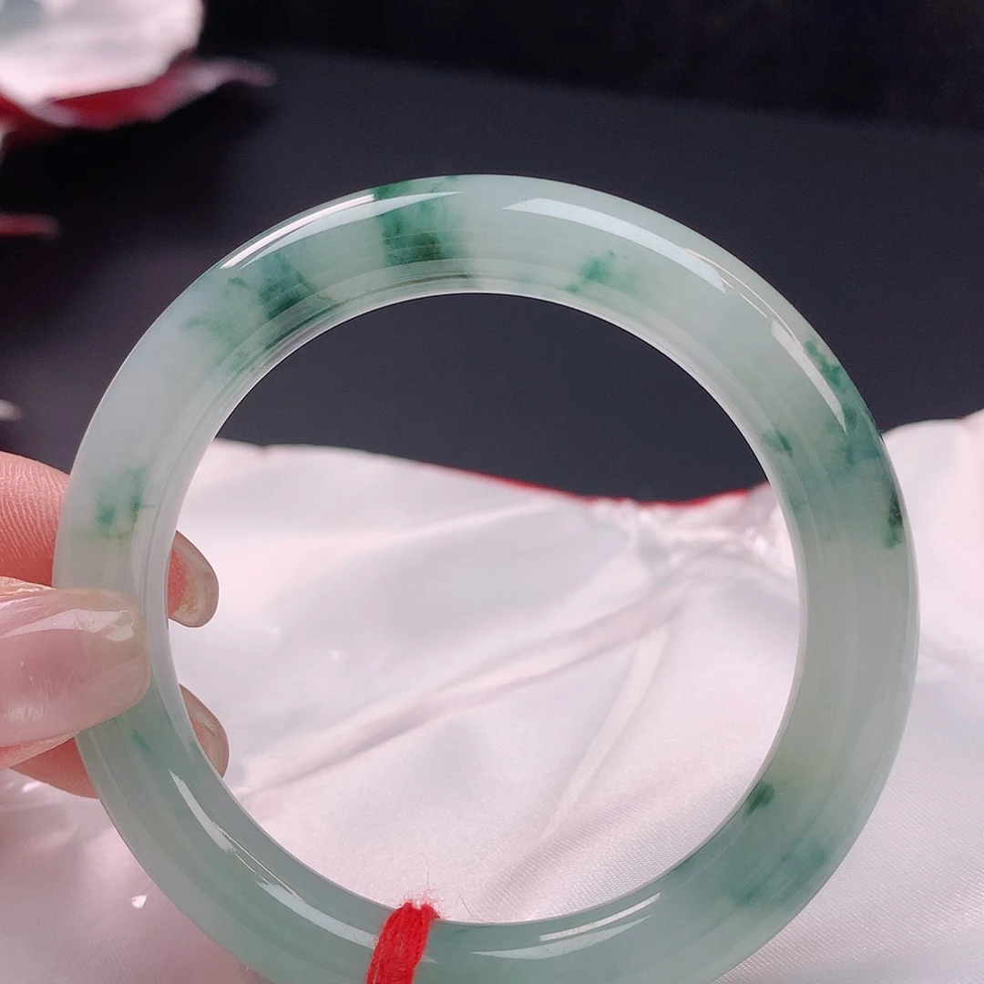 【闪购商品】未镶嵌手镯翡翠54