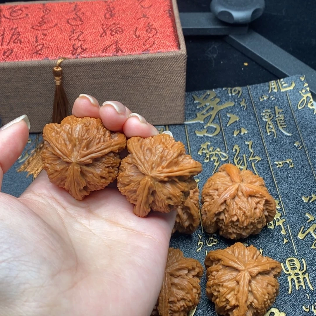 L***-吊坠文玩核桃11111111111
