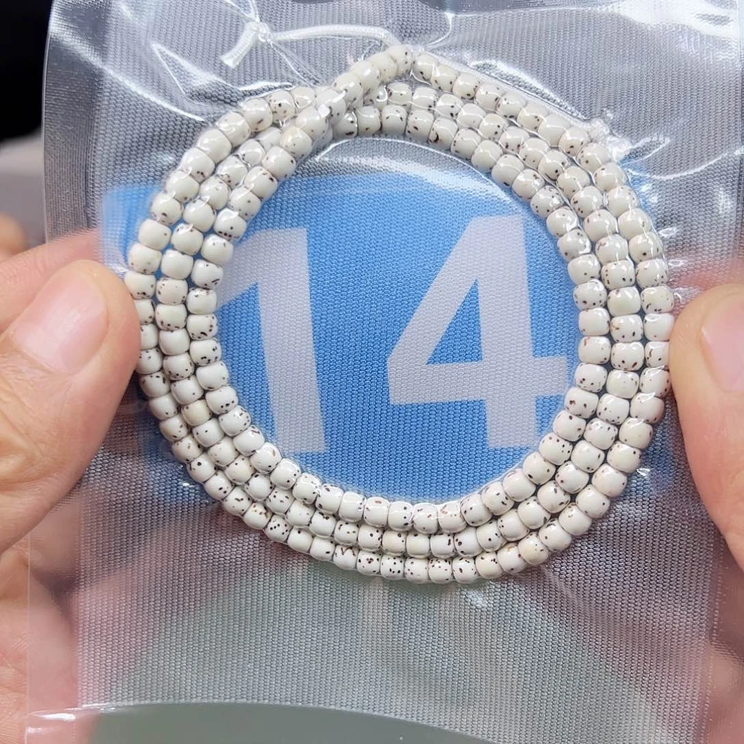 吊坠星月菩提54原白108。14