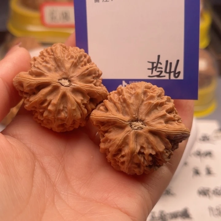 文玩核桃吊坠古*杉文玩核桃吧件46