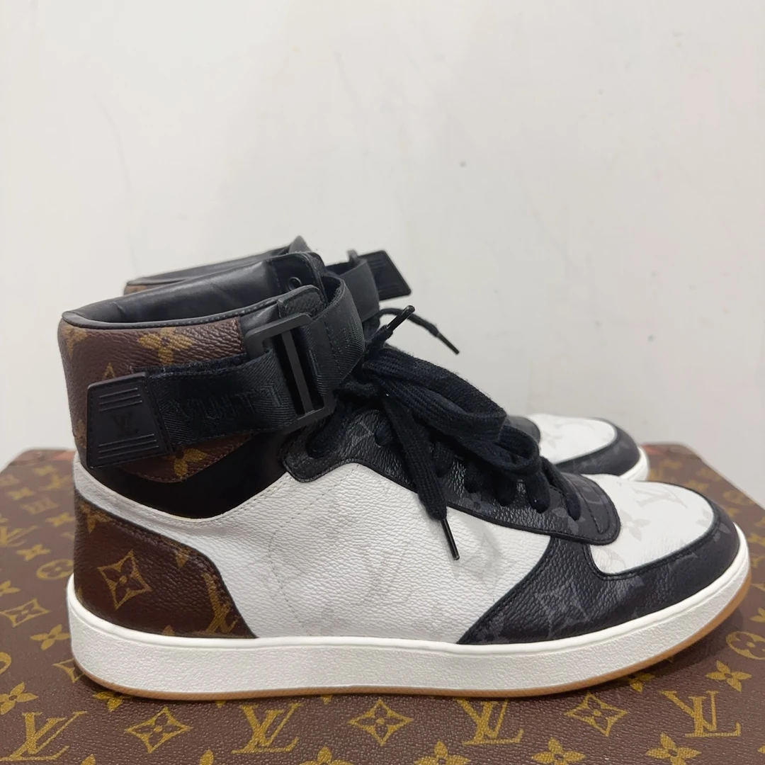 99新 LouisVuitton/路易威登 板鞋 尺码8成色看直播 GSS25489