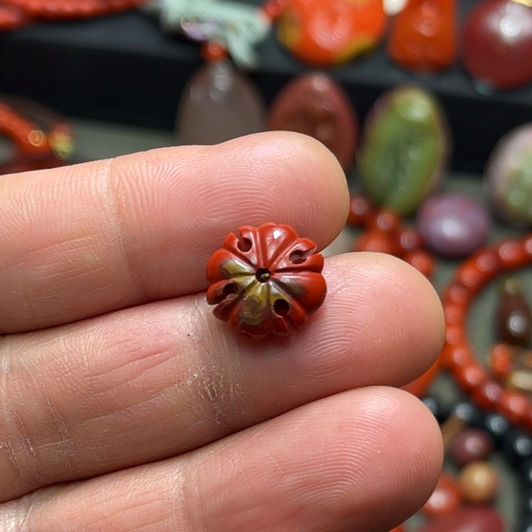 南红玛瑙未镶嵌颈饰