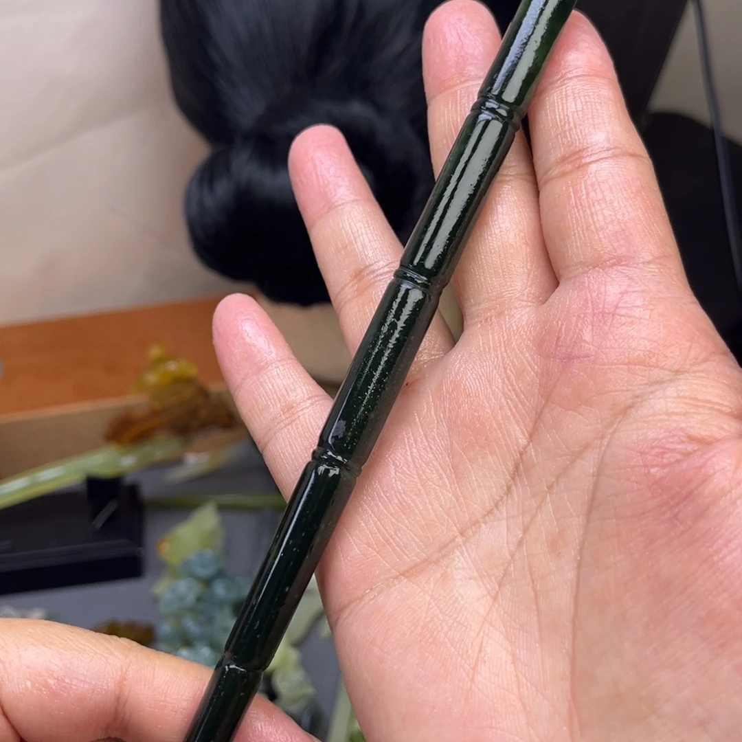 蛇纹石玉未镶嵌发饰