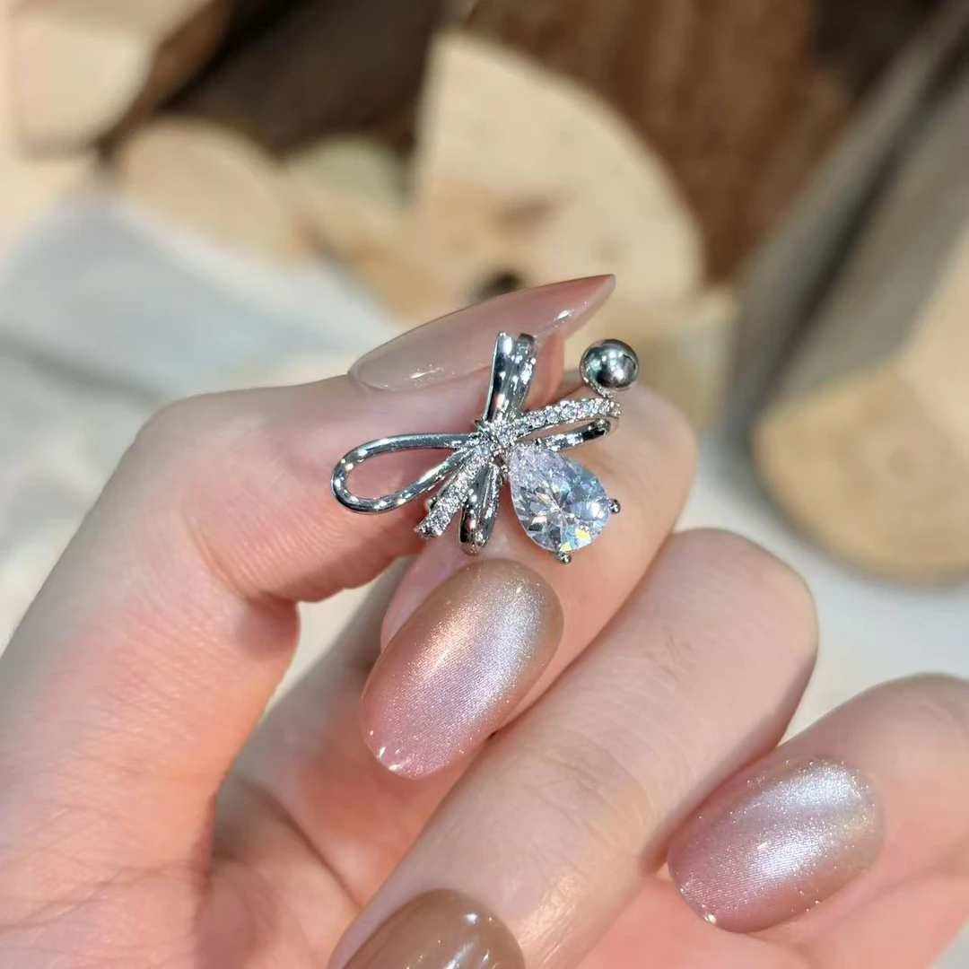 钛钢合成锆石耳饰 简约气质时尚百搭精致轻奢耳扣G001