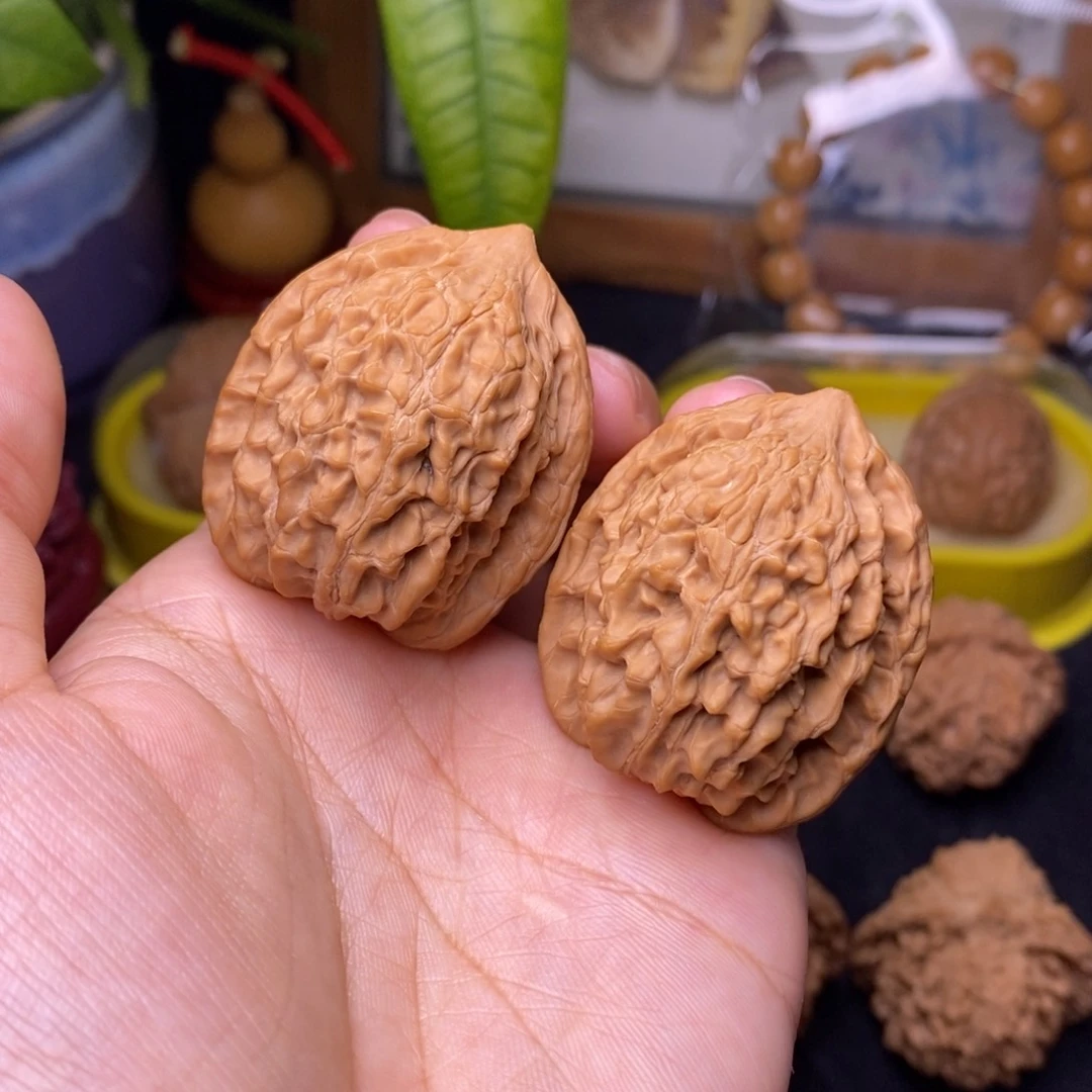 文玩核桃把件35太行鸡心