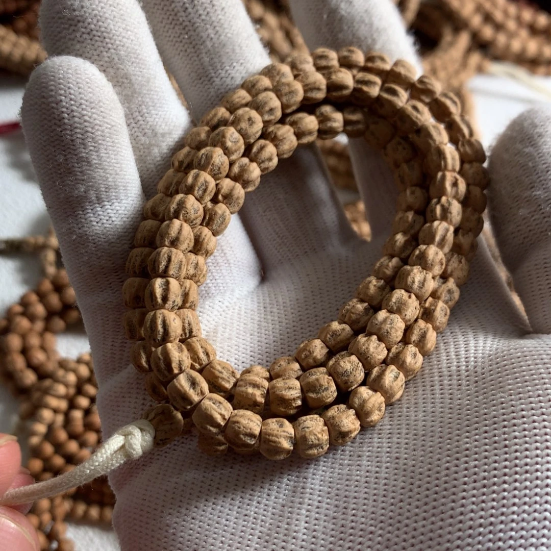 喜***@柏香籽/百香籽吊坠