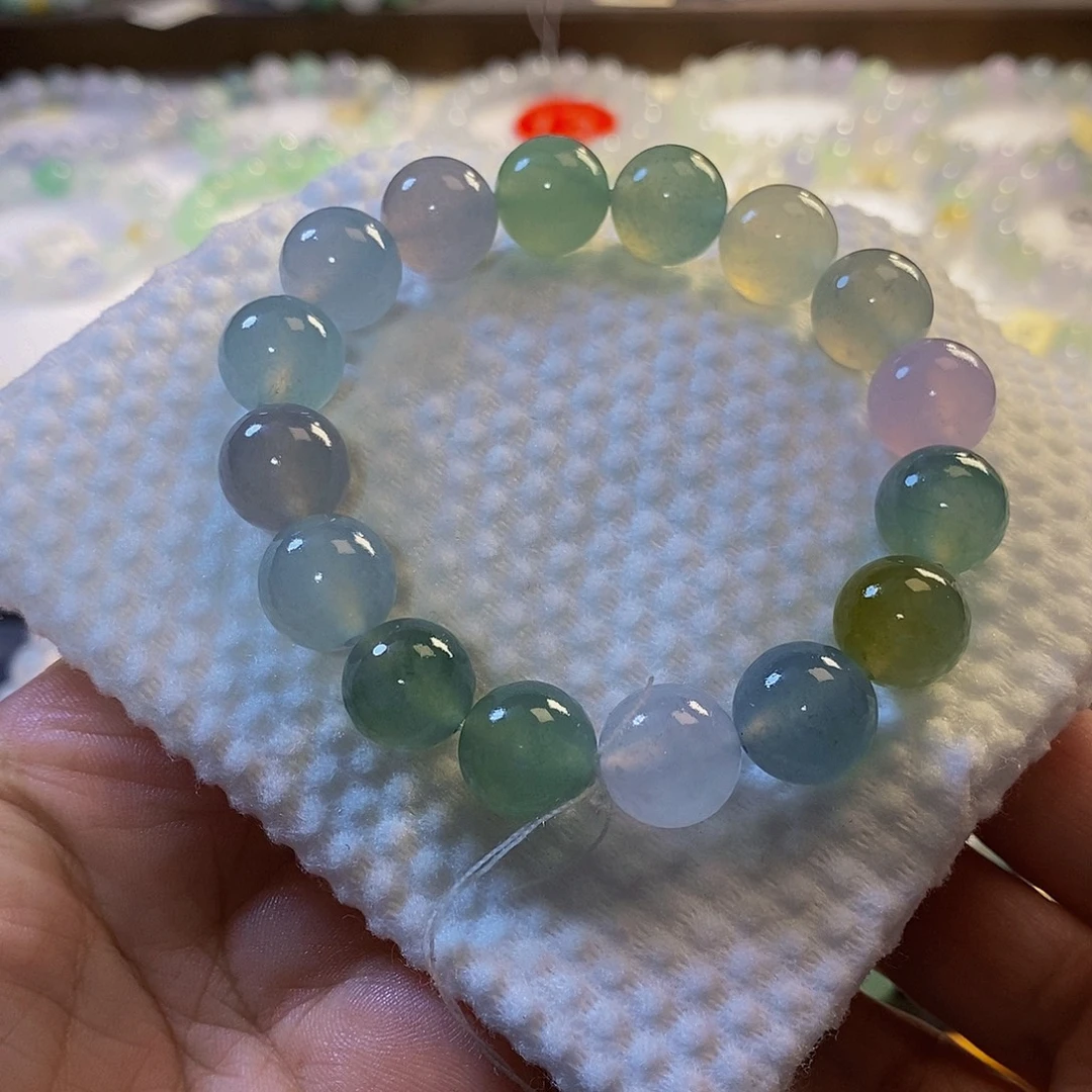 定制翡翠未镶嵌翡翠.